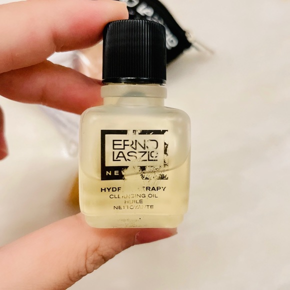 ERNO LASZLO Hydra-Therapy Double Cleanse Set - Picture 5 of 6